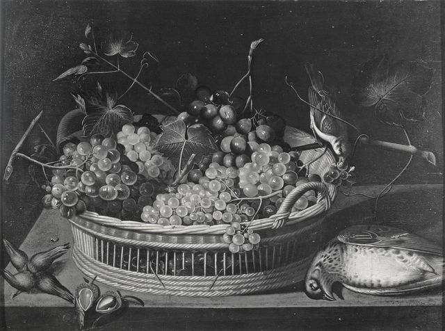 Anonimo — Codino Francesco - sec. XVII - Natura morta con cesto d'uva, nocciole e selvaggina — insieme